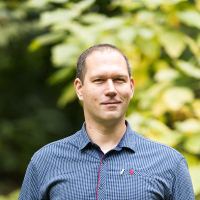 Profilbild von Zoltán Vidák.